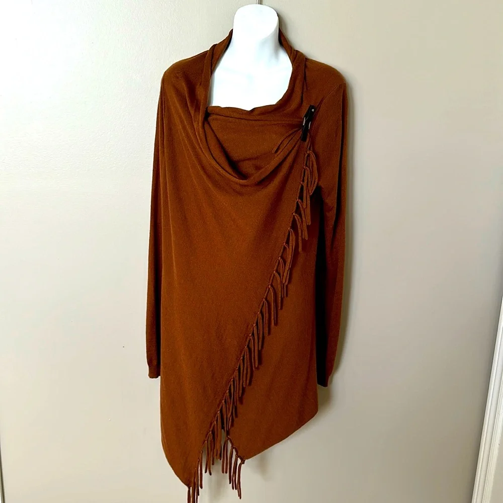 Cardigan - Picture 1 of 5